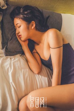去鬼屋玩被工作人员玩